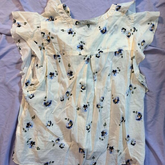 TWO Mixed Brands Sleeveless Blouse Tops SIZE SMALL (1 Cream floral & 1 Red/wht) - Picture 8 of 14